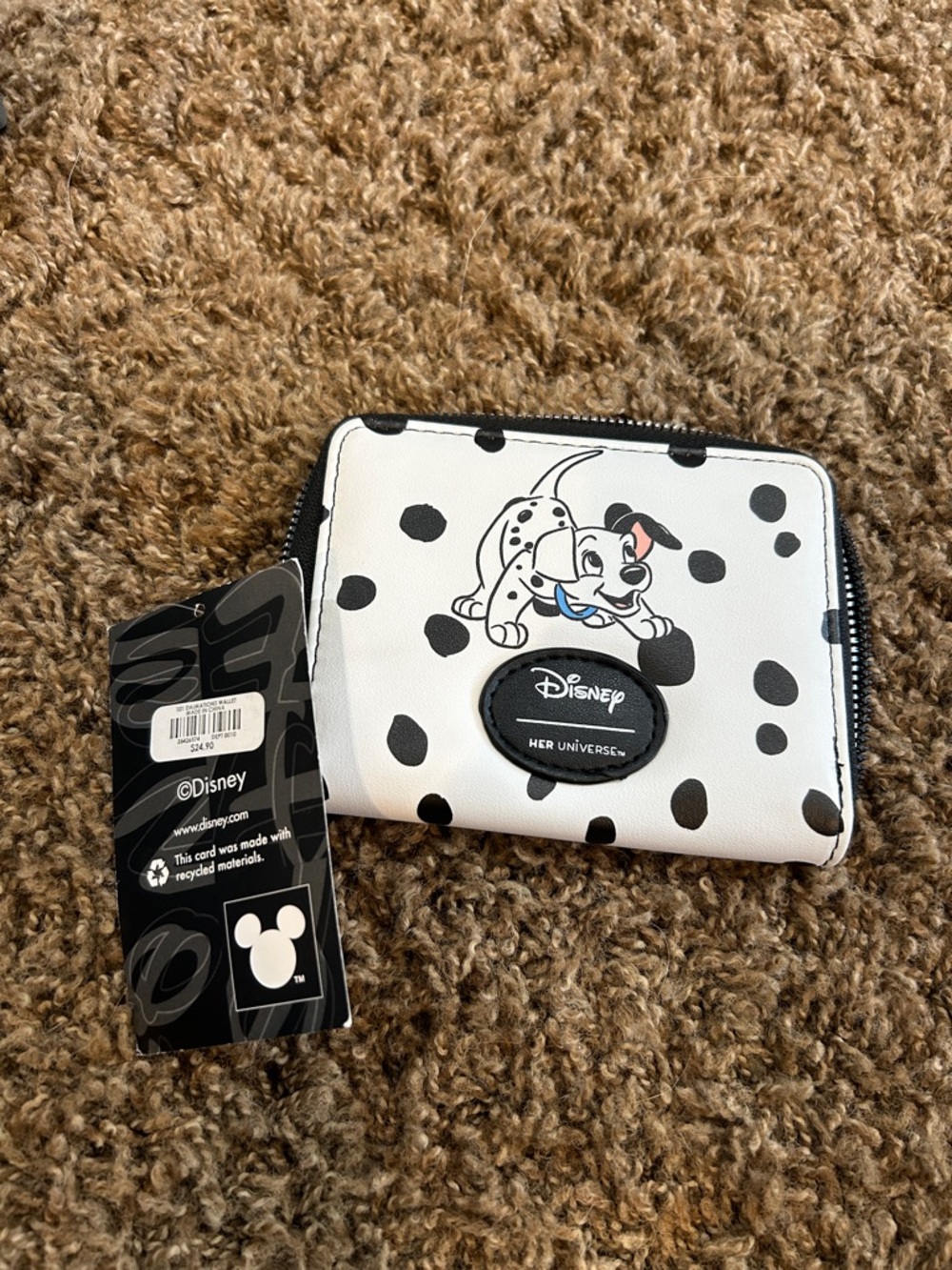 Disney her universe zip around Dalmatian wallet NWT - Picture 2 of 3